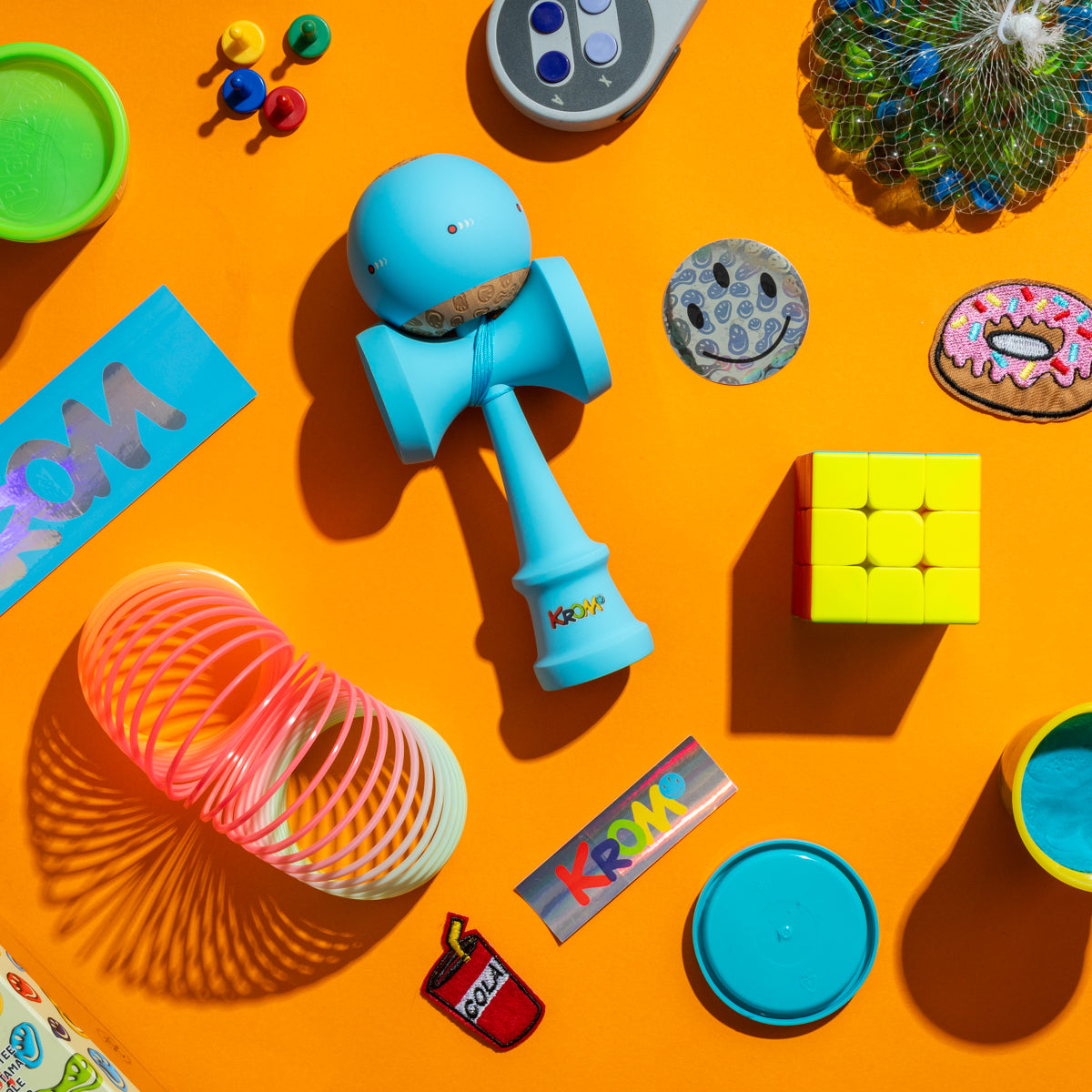 KROM Kendama Kolor Bleu - vue de dessus