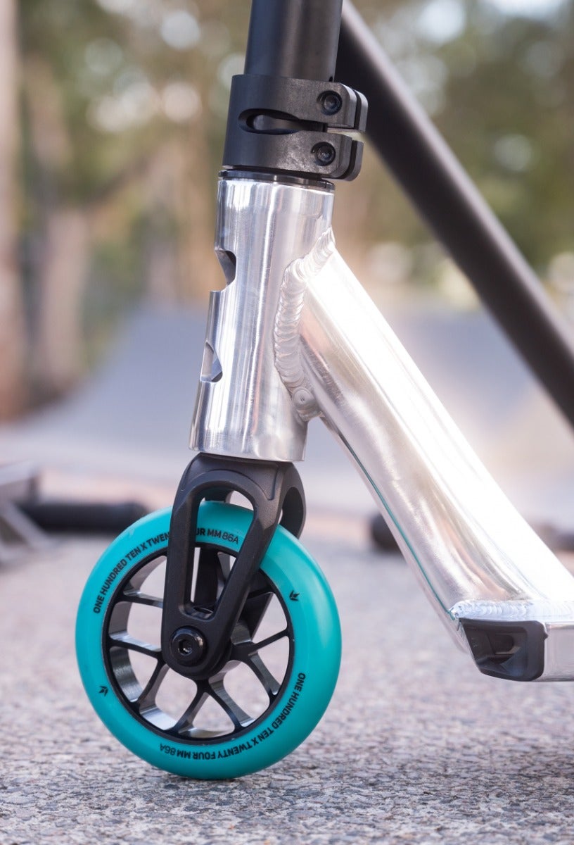 BLUNT COLT S6 POLISHED FREESTYLE SCOOTER — vue 6