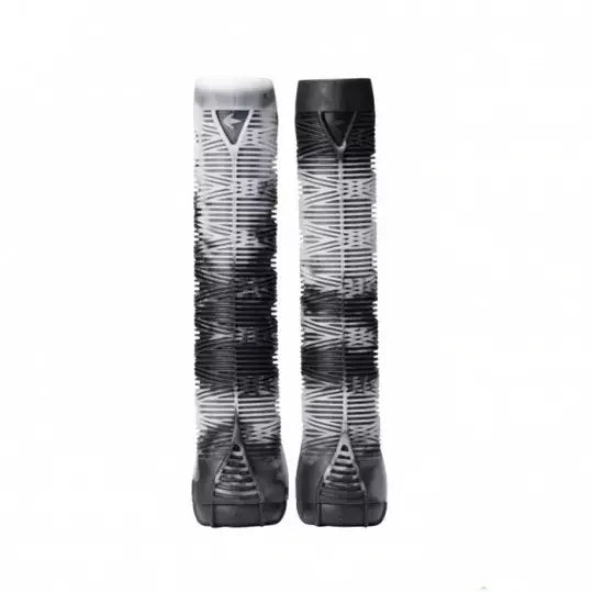 BLUNT Freestyle scooter grips V2 Gray and Black