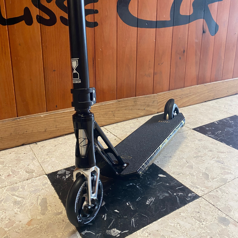 Trottinette freestyle custom by Axel KAHN