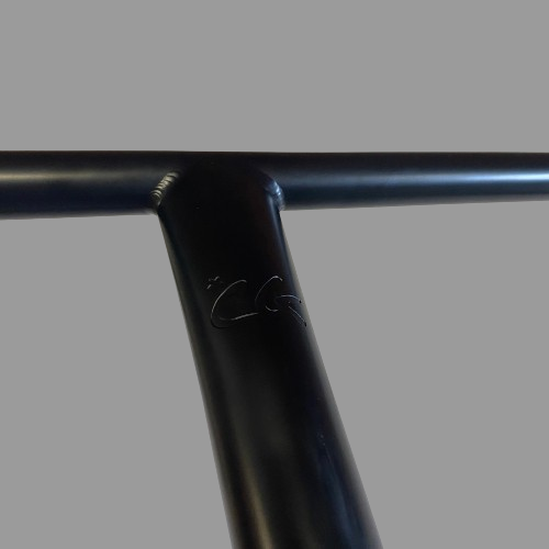 Cabane de la Glisse Guidon Bar T Titane Oversize HIC SCS Noir 680 720mm Trottinette Freestyle