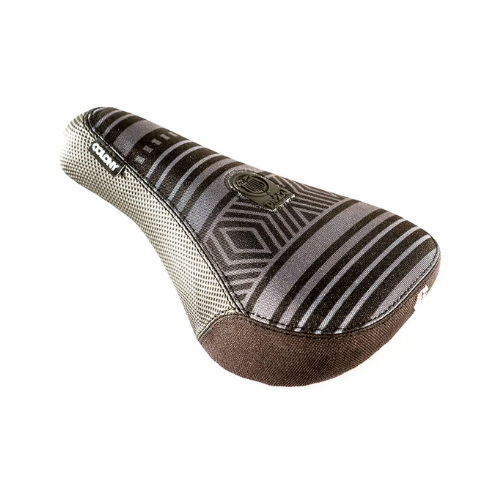 Colony Fat Pivotal BMX Saddle Paterico Fallico Signature — vue 3