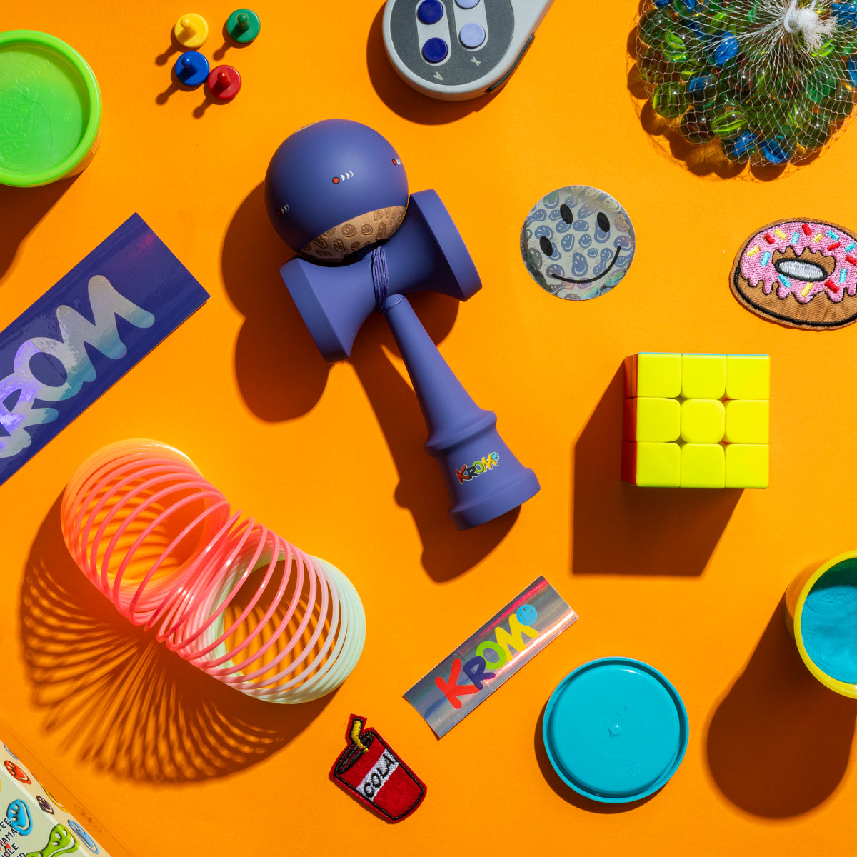 KROM Kendama Kolor Violet - vue de dessus
