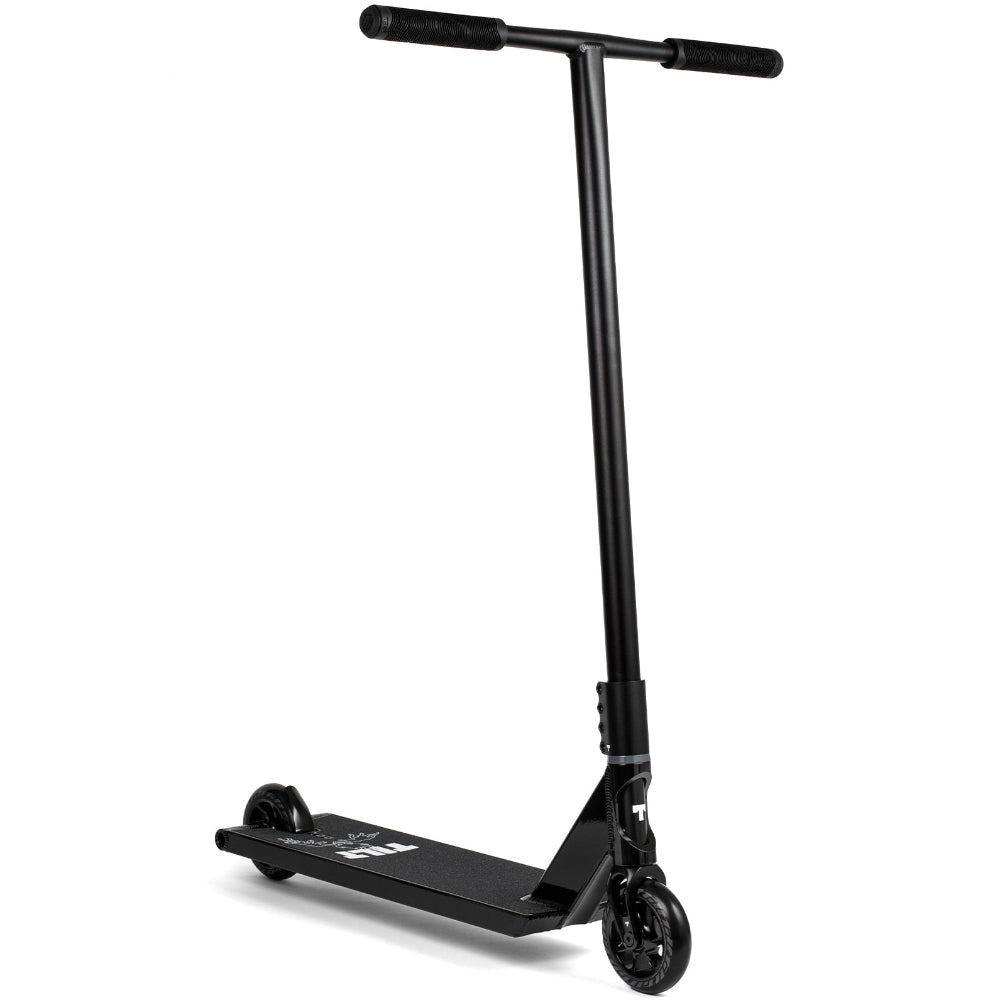 Trottinette freestyle Tilt Theorem Build Chiseled noire, vue de profil