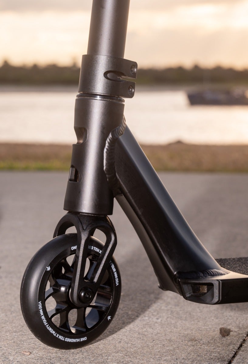 BLUNT COLT S6 NOIR TROTTINETTE FREESTYLE — vue 6