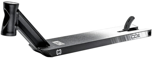 CORE CD1 deck trottinette freestyle noir et blanc