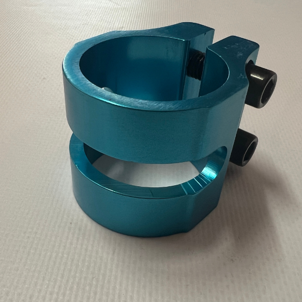Fuzion 2-screw freestyle scooter clamp Blue