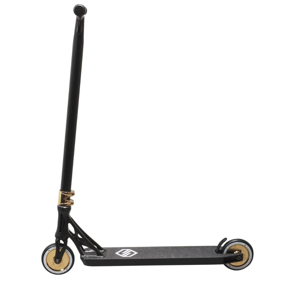 Striker Trottinette Freestyle Essence Gold Or