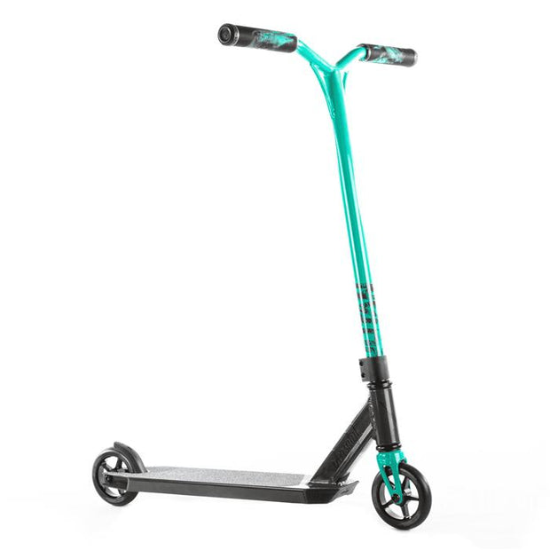 Versatyl Cosmopolitan Freestyle Scooter Blue Black 
