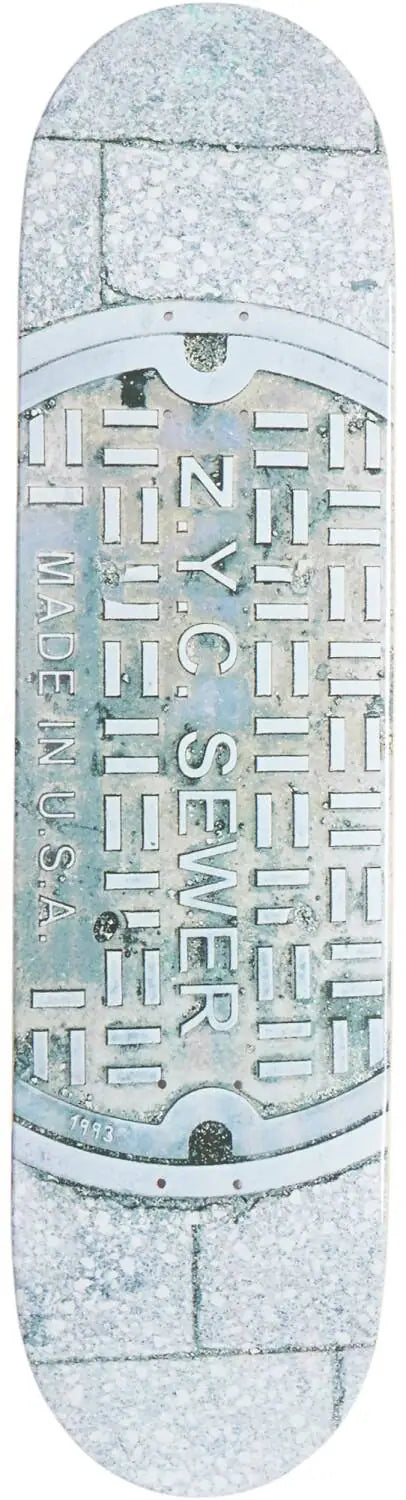 Planche de skateboard Zoo York City Z.Y.C. Sewer – graphisme plaque d'égout new-yorkaise